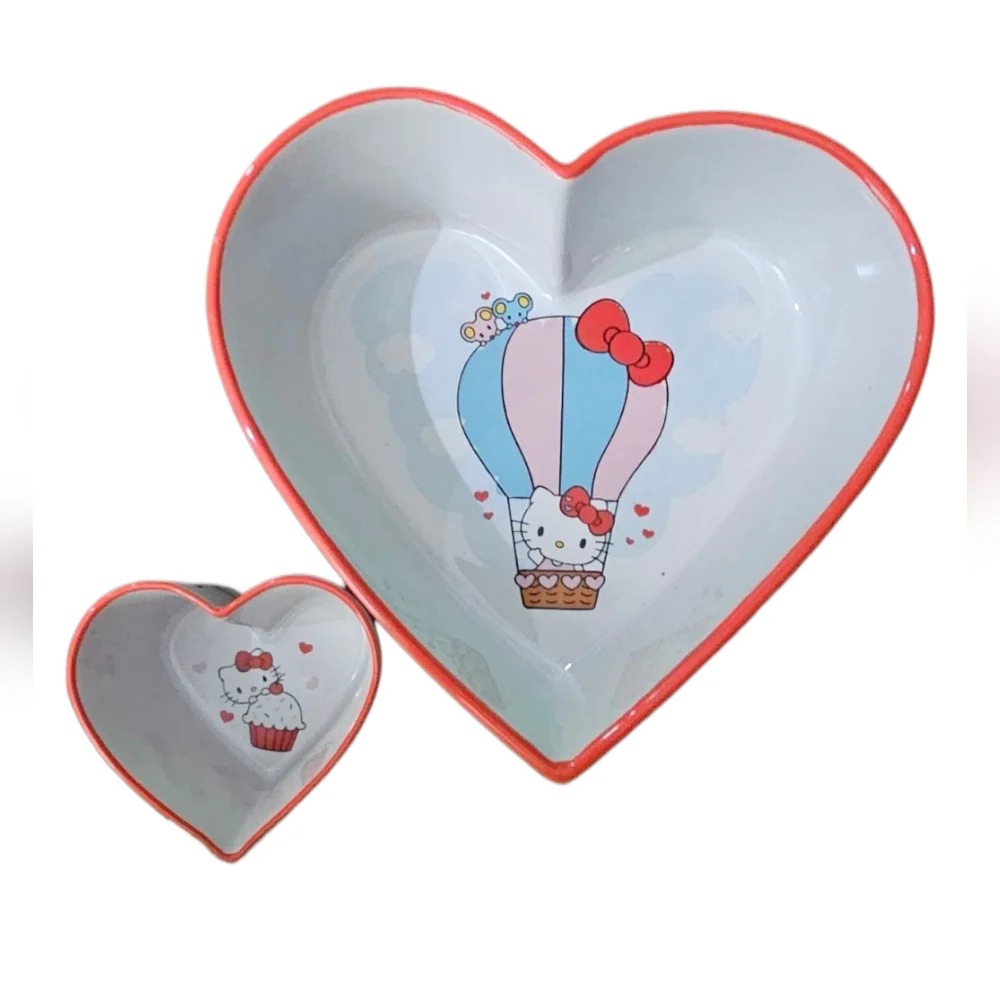 Hello Kitty - NEW Lot Of 2 Heart-Shaped Bakeware & Ramekin Oven Safe Valentines